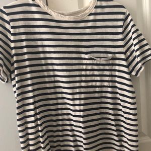 striped old navy t-shirt